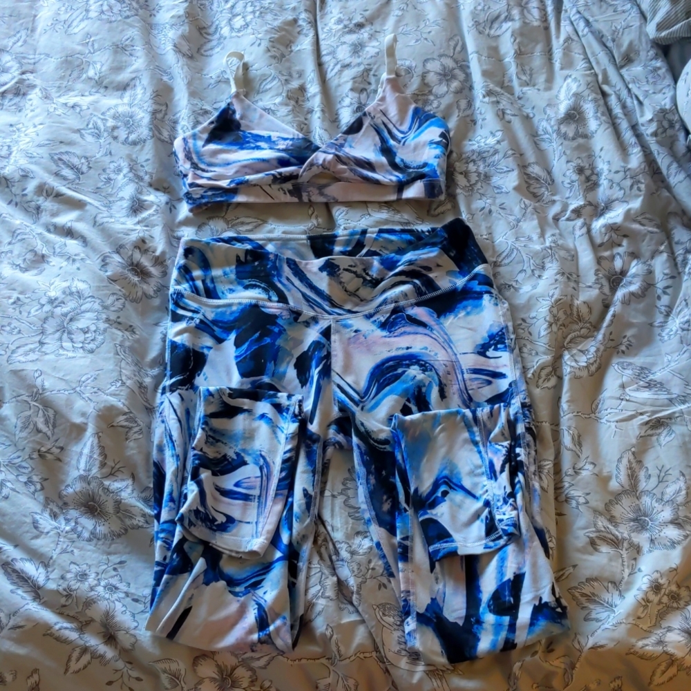 Fabletics Pink White Blue Set